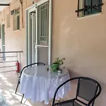 Apartment's Eleni 2 * Καμένα Βούρλα