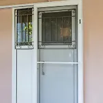 Διαμέρισμα Apartment's Eleni 2 Καμένα Βούρλα