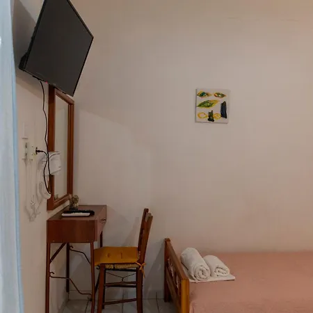 Apartment's Eleni 2 * Kamena Vourla