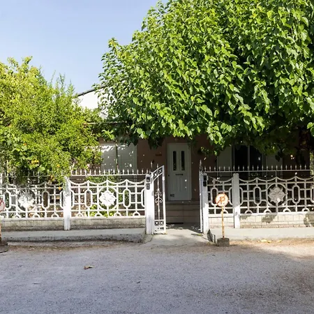 Apartment's Eleni 2 Διαμέρισμα *
