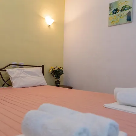 Apartamento Apartment's Eleni 2